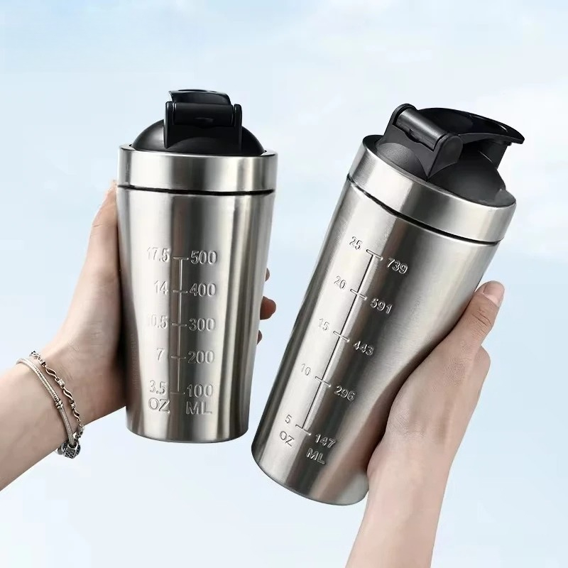 Nutrition And Fitness - 1 bouteille shaker en acier inoxydable