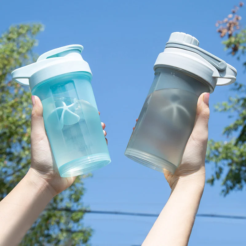 Tasse à secouer, bouteille d'e - Nutrition And Fitness avis et prix